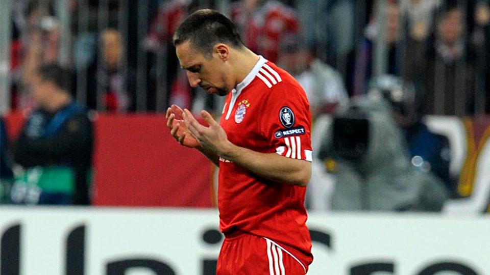 Franck Ribery diisukan hendak kembali berbaju Bayern Munchen setelah ikut dalam sesi latihan Die Roten usai kontraknya di Fiorentina berakhir. - INDOSPORT